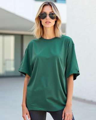 BEWAKOOF Solid Women Round Neck Green T-Shirt