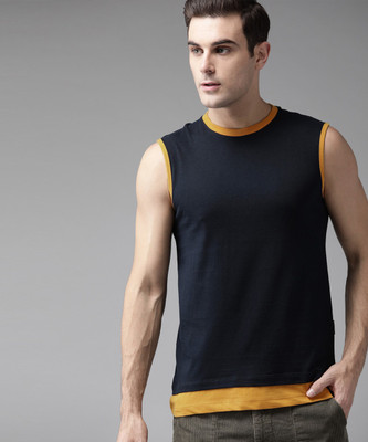 Roadster Solid Men Round Neck Dark Blue T-Shirt