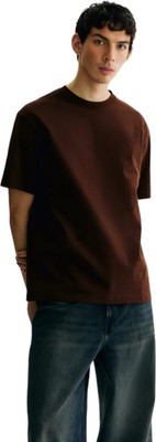 Pratogs Solid Men Round Neck Brown T-Shirt