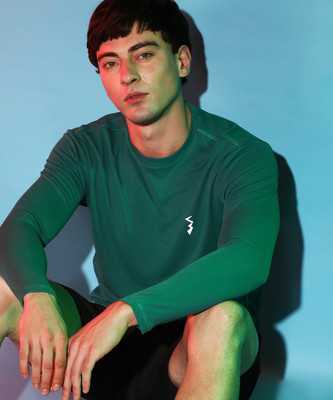 CAMPUS SUTRA Solid Men Round Neck Green T-Shirt