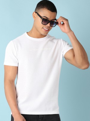 V-MART Solid Men Round Neck White T-Shirt