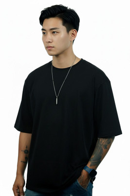 R World Solid Men Round Neck Black T-Shirt