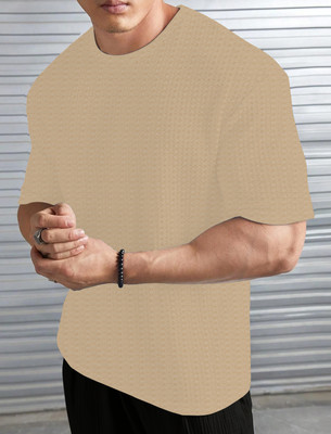 KAJARU Self Design Men Round Neck Beige T-Shirt