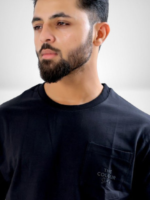 Reva creation Solid Men Round Neck Black T-Shirt