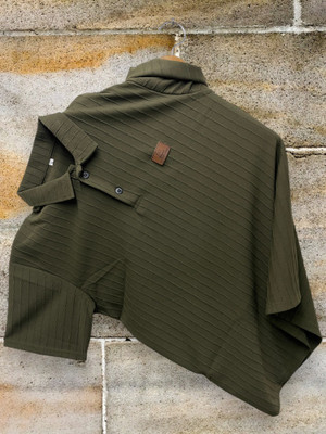 JINIK Self Design Men Polo Neck Green T-Shirt