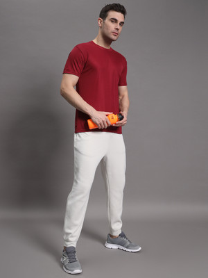 Weiord Solid Men Round Neck Maroon T-Shirt