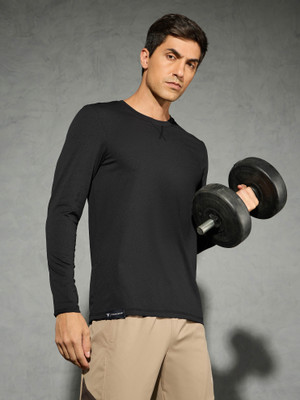 TECHNOSPORT Solid Men Round Neck Black T-Shirt