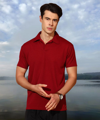 METRONAUT Solid Men Polo Neck Maroon T-Shirt
