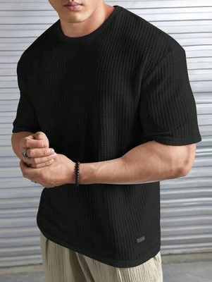 COPEHHI Striped Men Round Neck Black T-Shirt