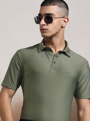HIGHLANDER Solid Men Polo Neck Green T-Shirt
