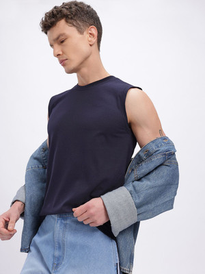 Glitchez Solid Men Round Neck Blue T-Shirt