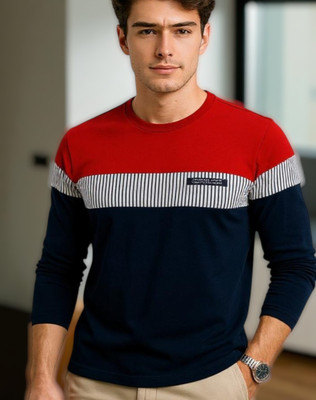 FASHIUM Self Design Men Round Neck Red T-Shirt