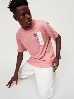 MAX Typography Men Round Neck Pink T-Shirt