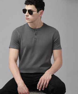 Roadster Self Design Men Henley Neck Black T-Shirt