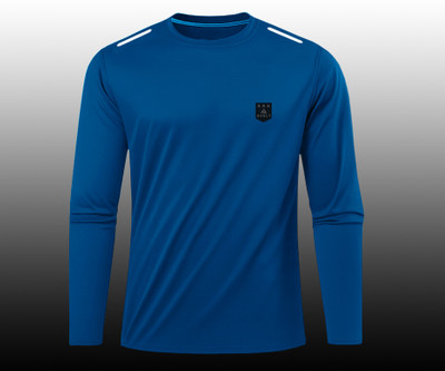 AVOLT Solid Men Round Neck Blue T-Shirt