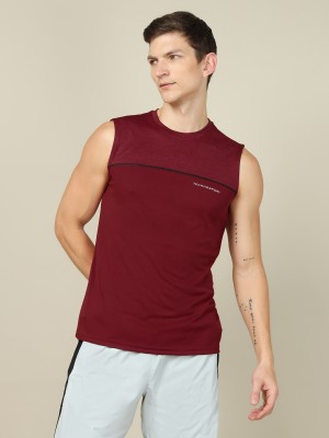 TECHNOSPORT Solid Men Round Neck Red T-Shirt