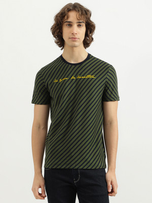United Colors of Benetton Striped Men Round Neck Green T-Shirt