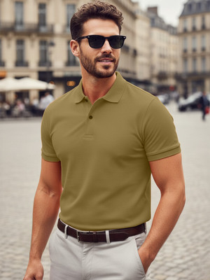 Leotude Solid Men Polo Neck Green T-Shirt