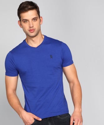 GIORDANO Solid Men V Neck Blue T-Shirt