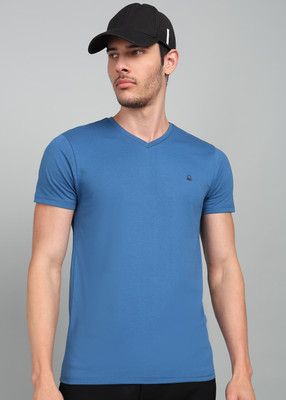 United Colors of Benetton Solid Men V Neck Blue T-Shirt