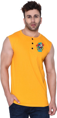 GEUM Printed Men Round Neck Yellow T-Shirt