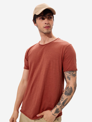 The Souled Store Solid Men Round Neck Red T-Shirt