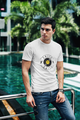 Sharnika Solid Men Round Neck White T-Shirt