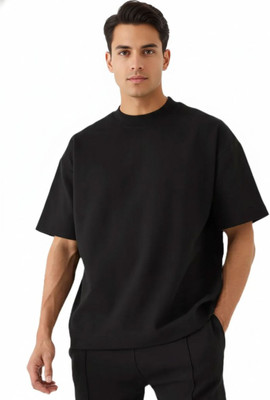 VELTRIX Printed Men Round Neck Black T-Shirt