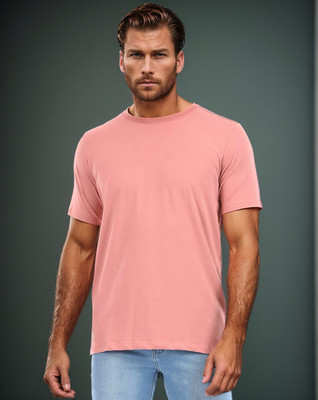 BlueFicus Solid Men Round Neck Pink T-Shirt