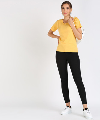 VAHSON Solid Women Round Neck Yellow T-Shirt