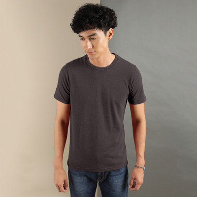 FTX Solid Men V Neck Grey T-Shirt