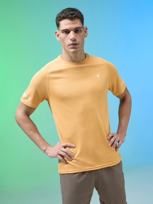 TECHNOSPORT Solid Men Round Neck Yellow T-Shirt