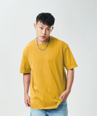 Diversify Solid Men Round Neck Yellow T-Shirt
