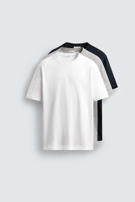 LAUGHTHREAD Printed Men Round Neck Black T-Shirt