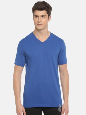 Macroman M-Series Solid Men V Neck Blue T-Shirt