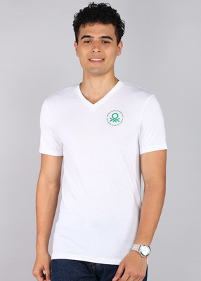 United Colors of Benetton Solid Men V Neck White T-Shirt