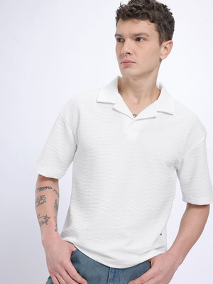 Glitchez Self Design Men Polo Neck White T-Shirt