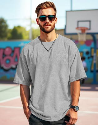 Zoomen Solid Men Round Neck Grey T-Shirt