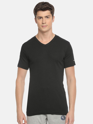 Macroman M-Series Solid Men V Neck Black T-Shirt