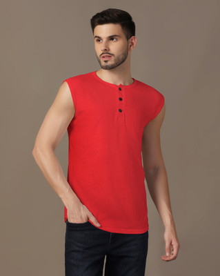 GEUM Solid Men Henley Neck Red T-Shirt