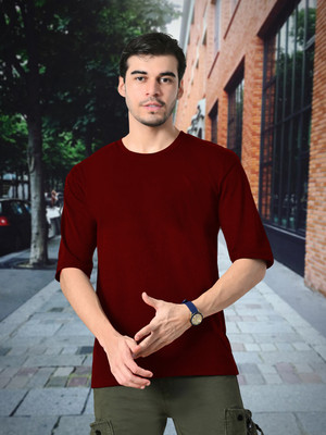 GLITO Solid Men Round Neck Maroon T-Shirt