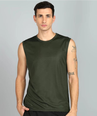 JB Jangoboy Solid Men Round Neck Dark Green T-Shirt