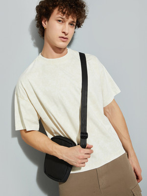 MAX Solid Men Round Neck Beige T-Shirt