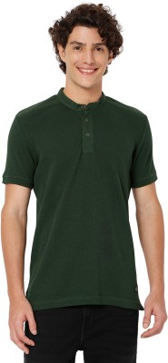 MUFTI Solid Men Mandarin Collar Dark Green T-Shirt