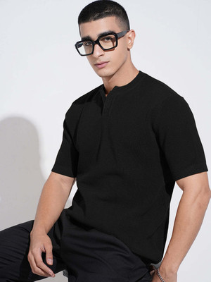 SHOWOFFFF Solid Men Mandarin Collar Black T-Shirt