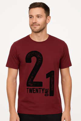 Feels Like Pro Typography Men Round Neck Maroon T-Shirt