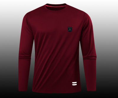 AVOLT Self Design Men Round Neck Maroon T-Shirt