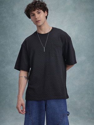 Roadster Self Design Men Round Neck Black T-Shirt