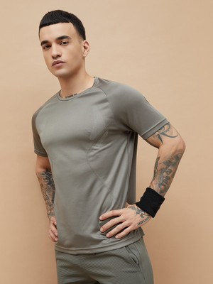 Fame Forever by Lifestyle Solid Men Round Neck Grey T-Shirt