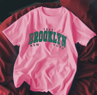 HouseOfCommon Graphic Print Women Round Neck Pink T-Shirt